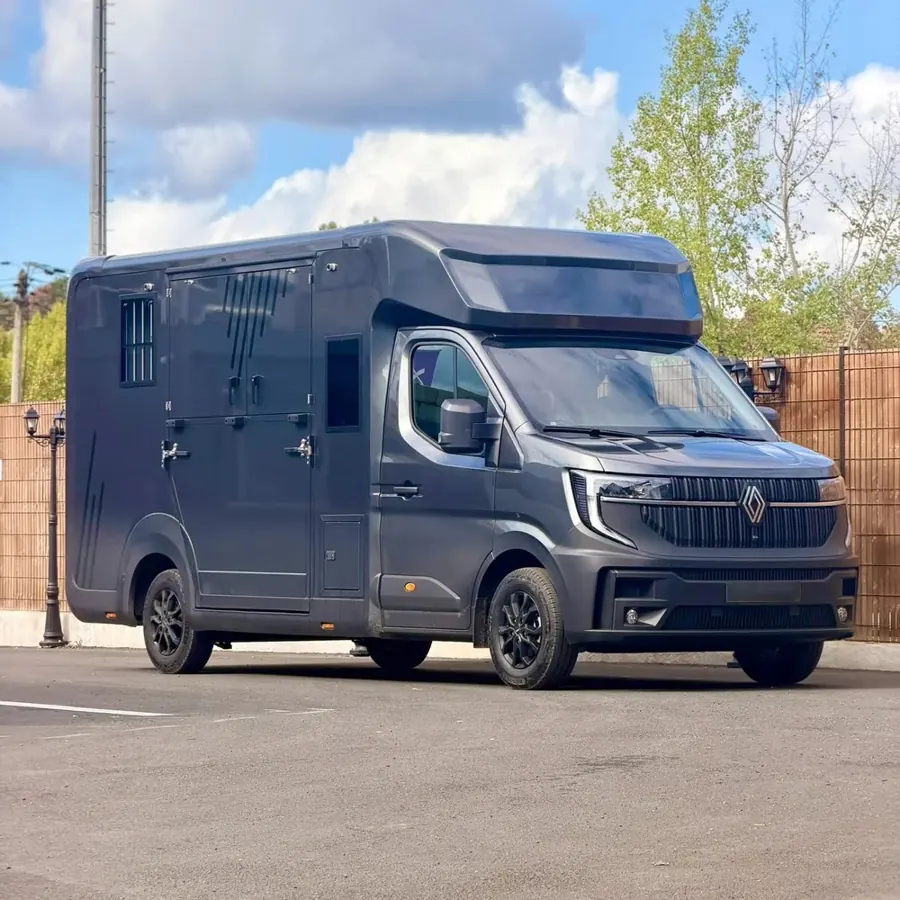 Camion chevaux VL permis B à louer